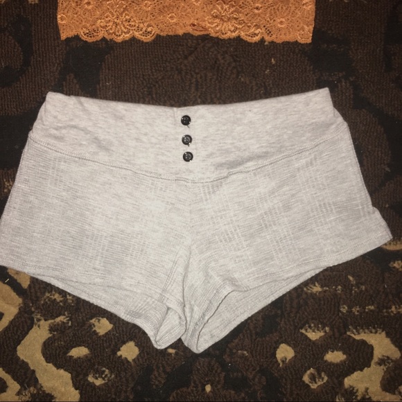 Gray booty shorts - Picture 3 of 3
